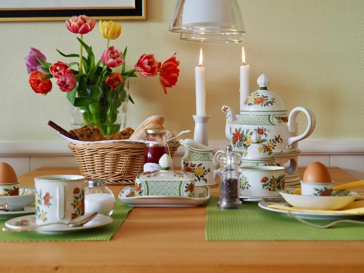 Gaestehaus Friedeburg Apartment *